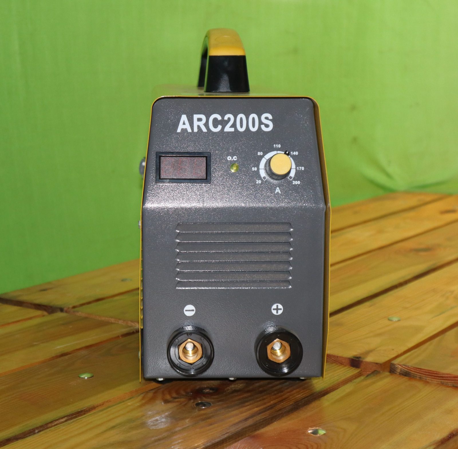 ARC-200S 1-PHASE - Portable Stud Type ARC Welding Machine – image 3
